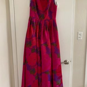 Adrianna Papell floor l night gown worn once!